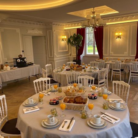 Chateau Des Hauts De Provins Hotel Champcenest ภายนอก รูปภาพ