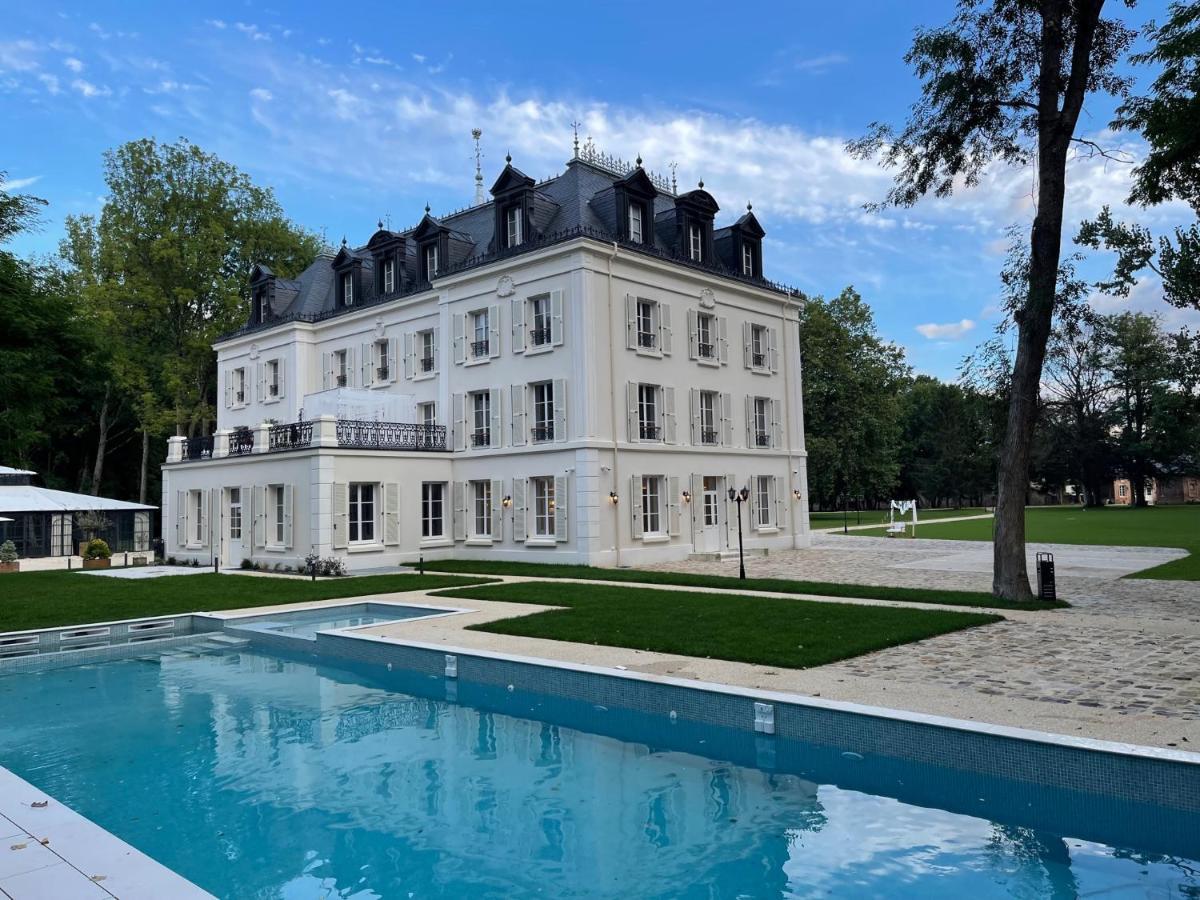 Chateau Des Hauts De Provins Hotel Champcenest ภายนอก รูปภาพ