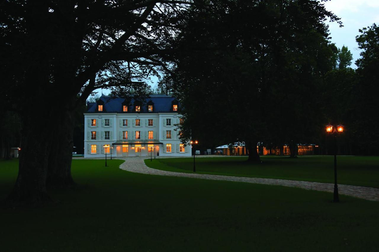Chateau Des Hauts De Provins Hotel Champcenest ภายนอก รูปภาพ